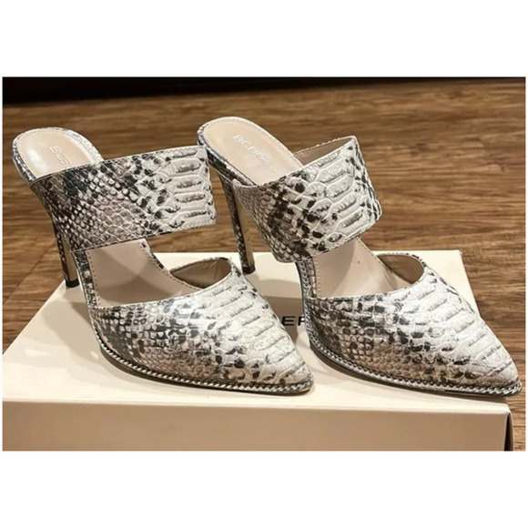 BCBG Snake print stiletto pointed toe Hilary Sandals Size-10 B,Silver accent - Picture 10 of 10